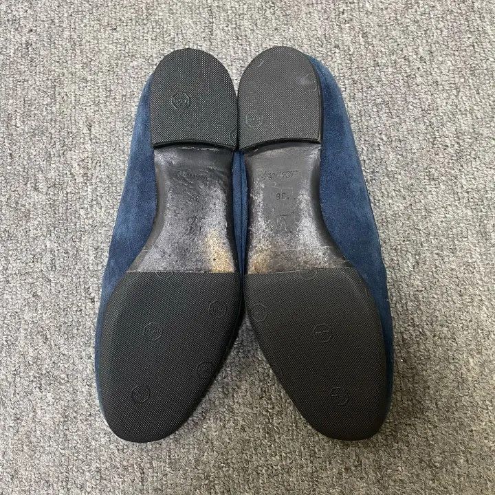 Louis Vuitton Louis Vuitton Blue Loafers for Women 0079 Size US 7 / IT 37 - 6 Thumbnail