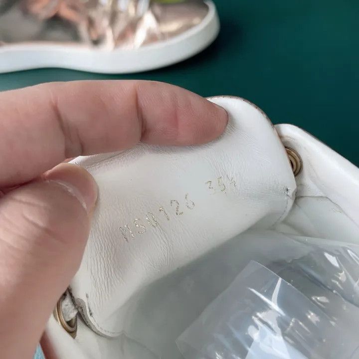 Louis Vuitton Louis Vuitton Pink Fashion Sneakers for Women 0079 Size US 6 / IT 36 - 8 Thumbnail