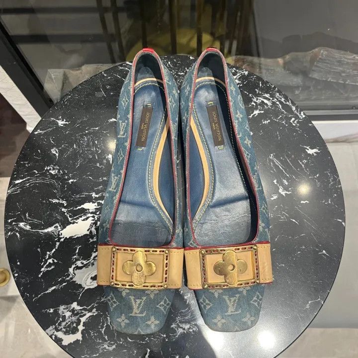 Louis Vuitton Louis Vuitton Denim Four Leaf Clover Flats 0079 Size US 6 / IT 36 - 2 Thumbnail