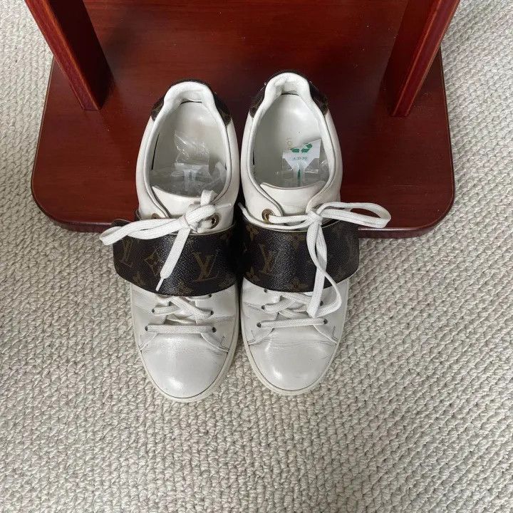 Louis Vuitton Louis Vuitton Frontrow Women’s Sneakers 0079 Size US 6 / IT 36 - 2 Thumbnail