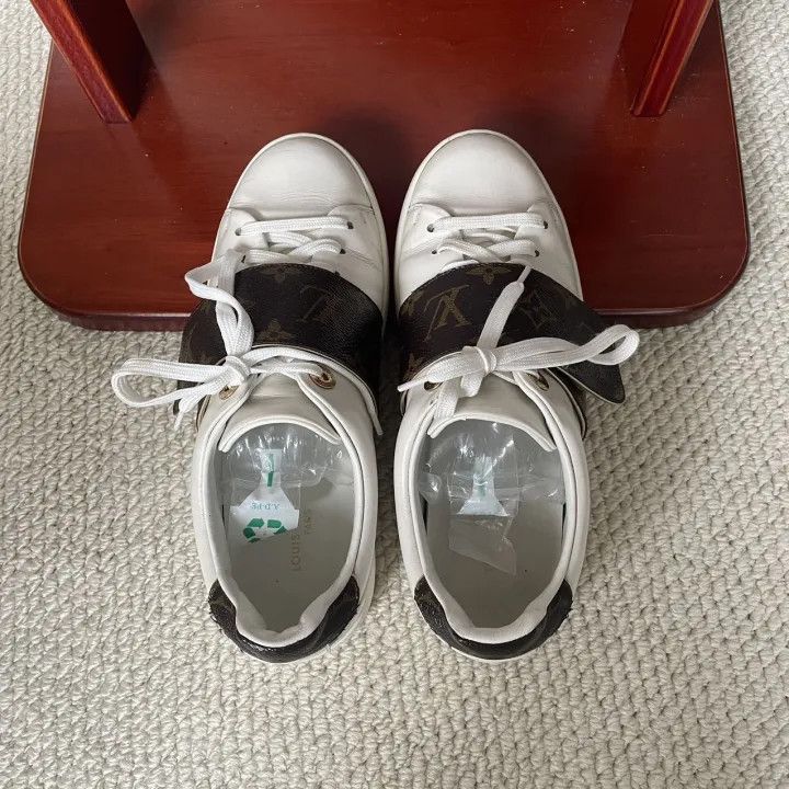 Louis Vuitton Louis Vuitton Frontrow Women’s Sneakers 0079 Size US 6 / IT 36 - 8 Thumbnail