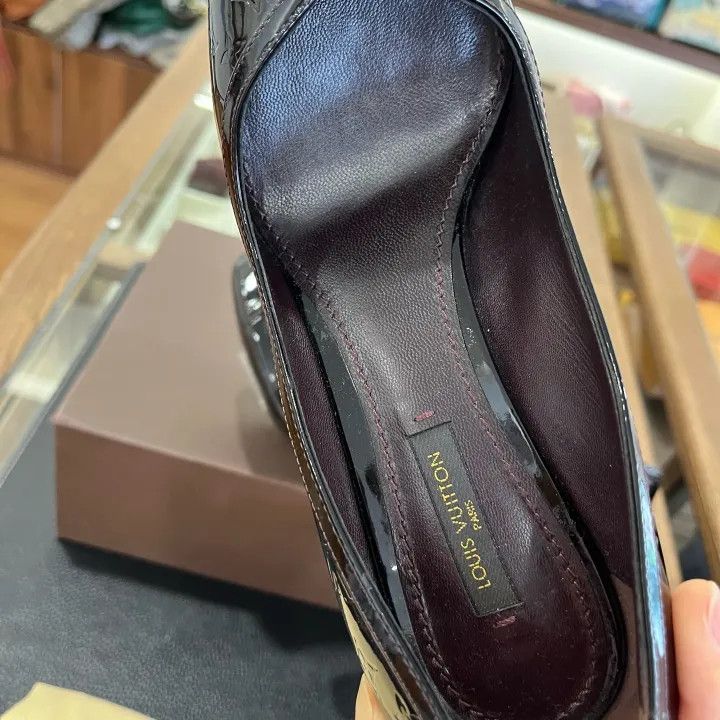 Louis Vuitton Louis Vuitton Patent Leather High Heels in Burgundy 0079 Size US 6 / IT 36 - 8 Thumbnail