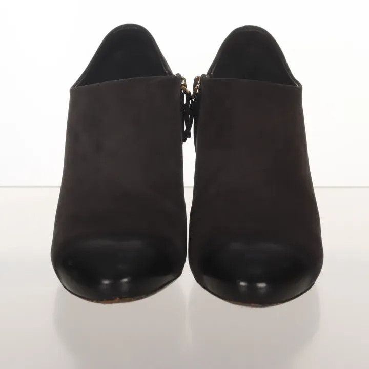 Louis Vuitton Louis Vuitton Black Suede High Heels for Women 0079 Size US 8 / IT 38 - 2 Thumbnail