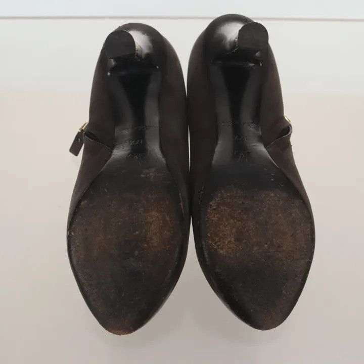 Louis Vuitton Louis Vuitton Black Suede High Heels for Women 0079 Size US 8 / IT 38 - 6 Thumbnail