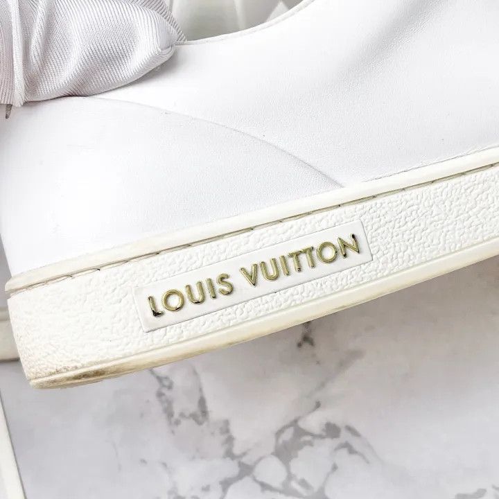 Louis Vuitton Louis Vuitton Frontrow White Leather Fashion Sneakers 0079 Size US 6 / IT 36 - 9 Thumbnail