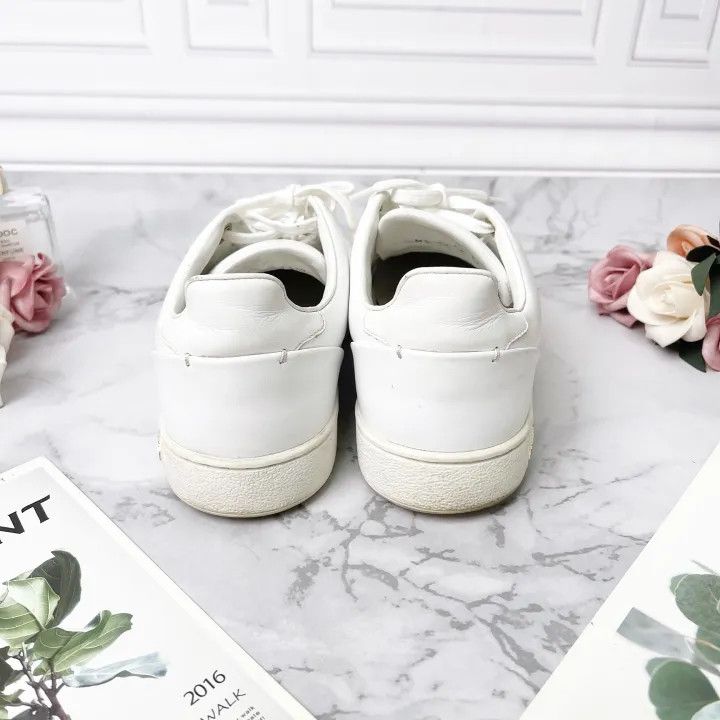Louis Vuitton Louis Vuitton Frontrow White Leather Fashion Sneakers 0079 Size US 6 / IT 36 - 3 Thumbnail