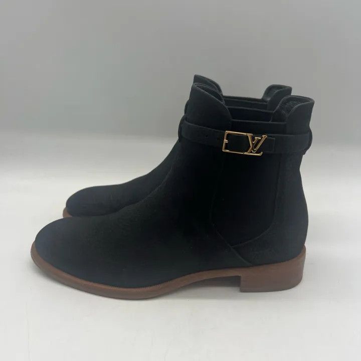 Louis Vuitton Louis Vuitton Women's Stylish Round-Toe Short Boots 0079 Size US 5 / IT 35 - 6 Thumbnail
