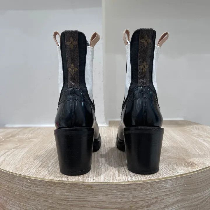 Louis Vuitton Louis Vuitton Black and White Ankle Boots 0079 Size US 7 / IT 37 - 3 Thumbnail
