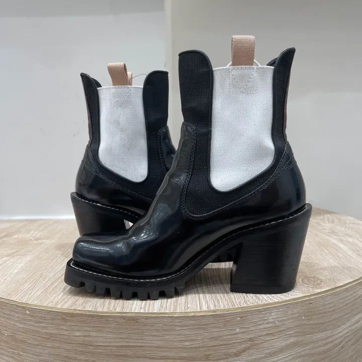 Louis Vuitton Louis Vuitton Black and White Ankle Boots 0079 Size US 7 / IT 37 - 8 Thumbnail