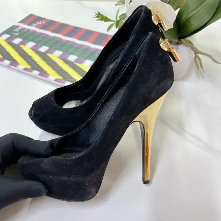Louis Vuitton Louis Vuitton Black Classic High Heels 0079 Size US 4 / IT 34 - 7 Thumbnail
