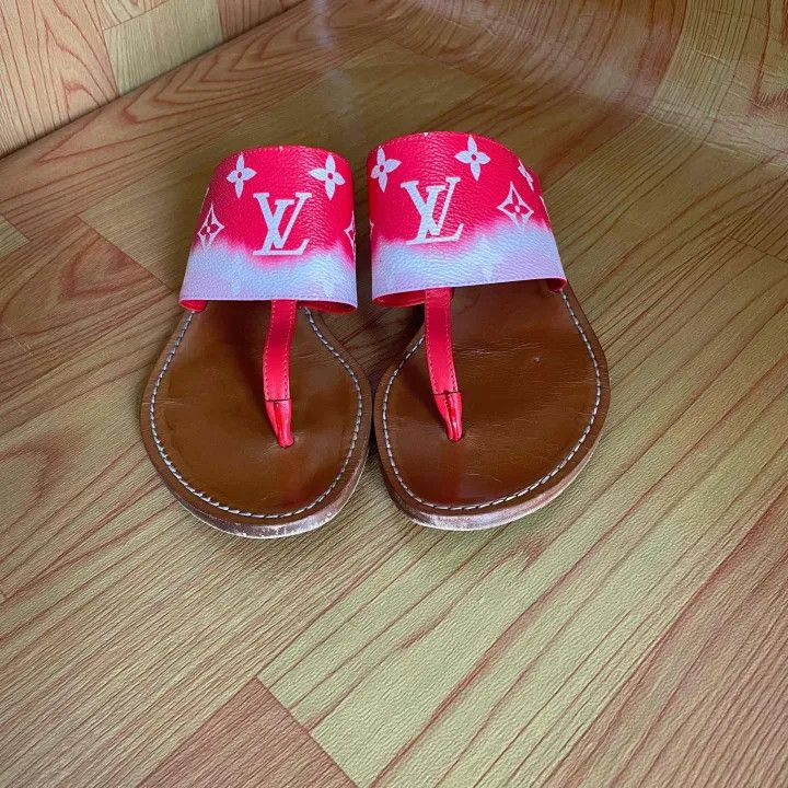 Louis Vuitton Louis Vuitton Palma Red Slide Sandals for Women 0079 Size US 6 / IT 36 - 2 Thumbnail