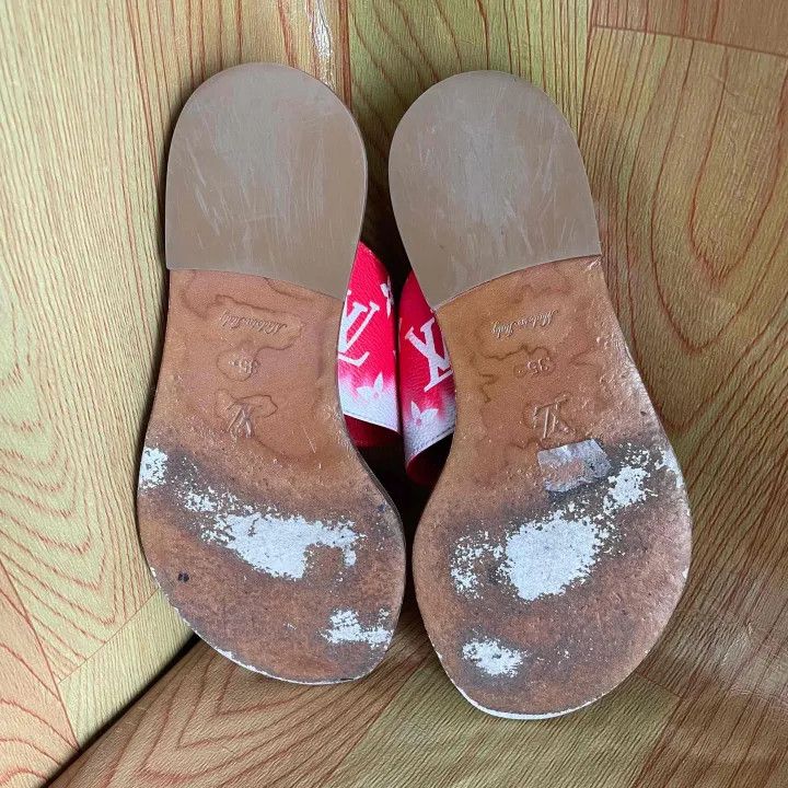 Louis Vuitton Louis Vuitton Palma Red Slide Sandals for Women 0079 Size US 6 / IT 36 - 4 Thumbnail