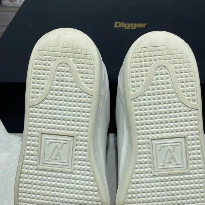 Louis Vuitton Louis Vuitton White Leather Fashion Sneakers 0079 Size US 7 / IT 37 - 9 Thumbnail