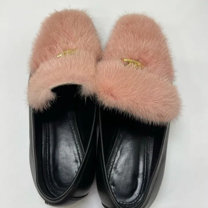 Louis Vuitton Louis Vuitton Pink Mink Leather Loafers for Women 0079 Size US 6 / IT 36 - 6 Thumbnail