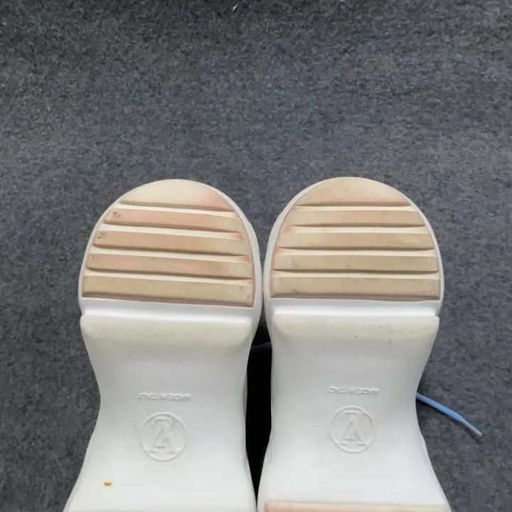 Louis Vuitton Louis Vuitton Archlight Blue and White Sneakers 0079 Size US 6 / IT 36 - 6 Thumbnail