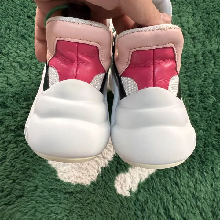 Louis Vuitton Louis Vuitton Archlight Low Sneakers in Light Pink 0079 Size US 6 / IT 36 - 3 Thumbnail