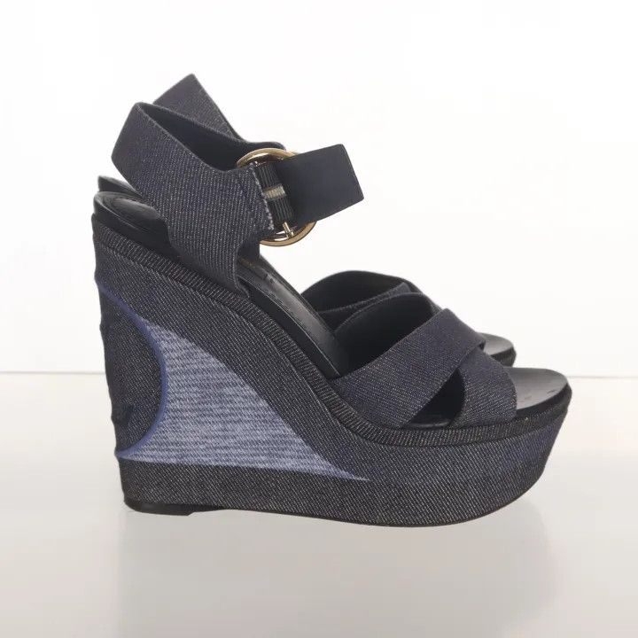 Louis Vuitton Louis Vuitton High Heels in Colorful Design 0079 Size US 6 / IT 36 - 2 Thumbnail
