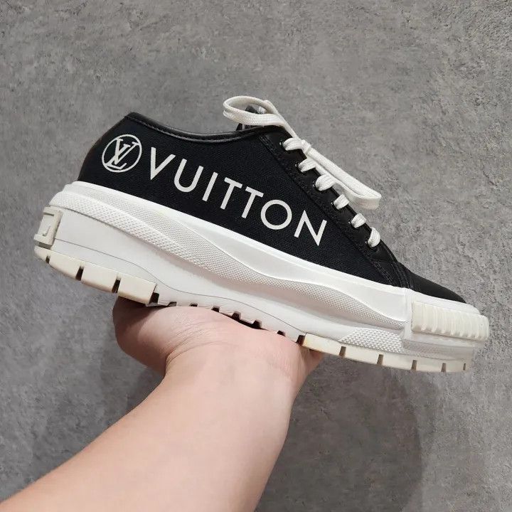 Louis Vuitton Louis Vuitton Squad Black Casual Sneakers for Women 0079 Size US 6 / IT 36 - 6 Thumbnail