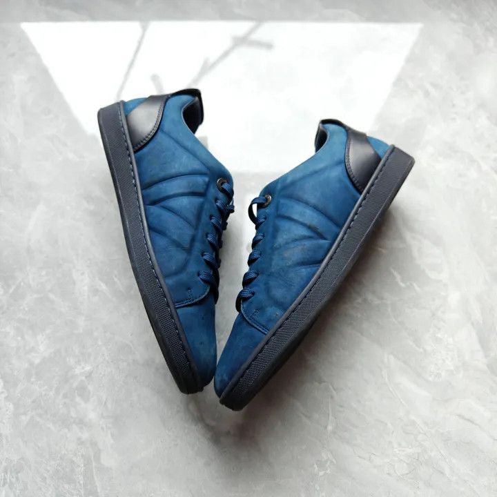 Louis Vuitton Louis Vuitton Blue Leather Casual Sneakers for Women 0079 Size US 8 / IT 38 - 11 Thumbnail