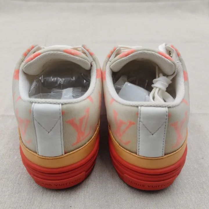 Louis Vuitton Louis Vuitton Stylish Low-Top Sneakers in White and Orange 0079 Size US 6 / IT 36 - 3 Thumbnail