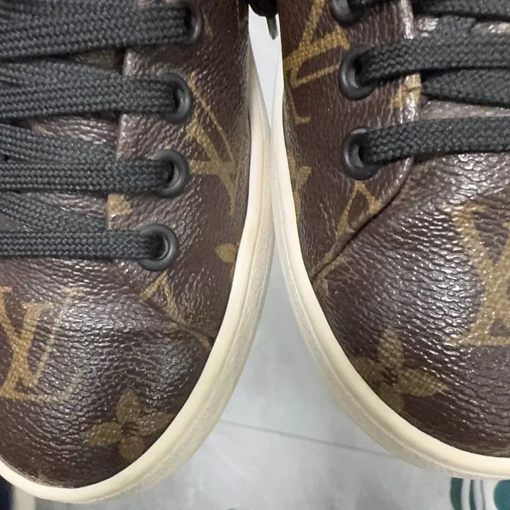 Louis Vuitton Louis Vuitton Frontrow Monogram Canvas Sneakers 0079 Size US 5 / IT 35 - 6 Thumbnail