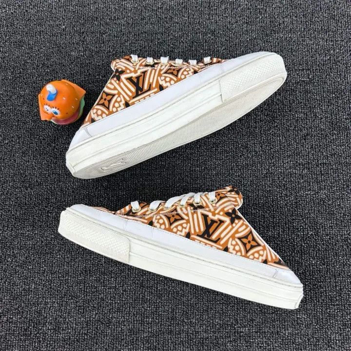 Louis Vuitton Louis Vuitton Crafty Stellar Printed Sneakers 0079 Size US 6 / IT 36 - 3 Thumbnail