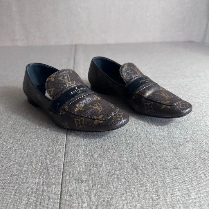 Louis Vuitton Louis Vuitton Classic Flat Shoes for Women 0079 Size US 7 / IT 37 - 3 Thumbnail