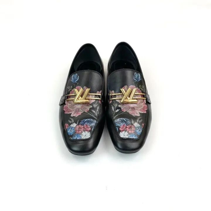 Louis Vuitton Louis Vuitton Logo Floral Embroidered Casual Shoes 0079 Size US 6 / IT 36 - 2 Thumbnail