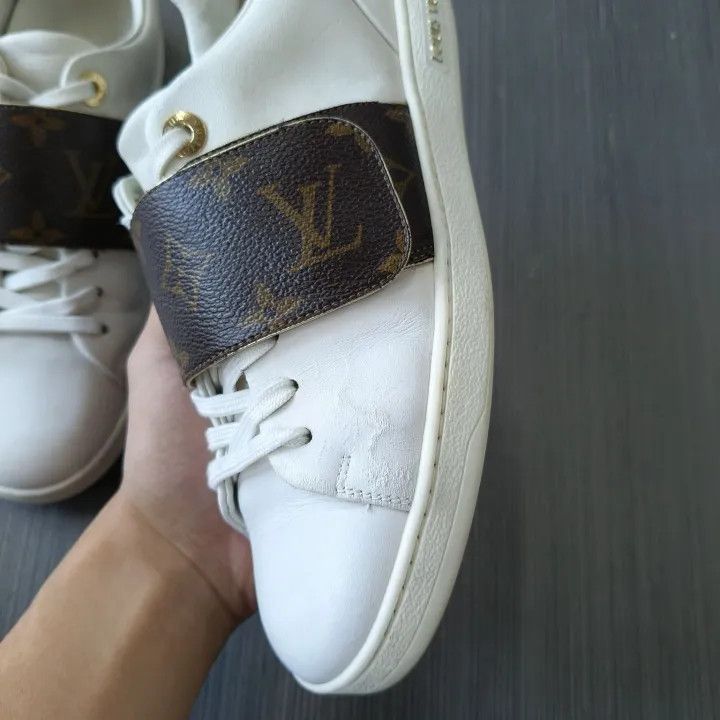 Louis Vuitton Louis Vuitton White and Brown Frontrow Sneakers 0079 Size US 6 / IT 36 - 8 Thumbnail