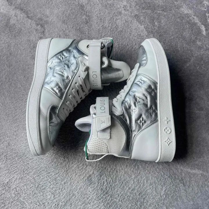 Louis Vuitton Louis Vuitton Boombox Casual Sneakers for Women 0079 Size US 7 / IT 37 - 9 Thumbnail