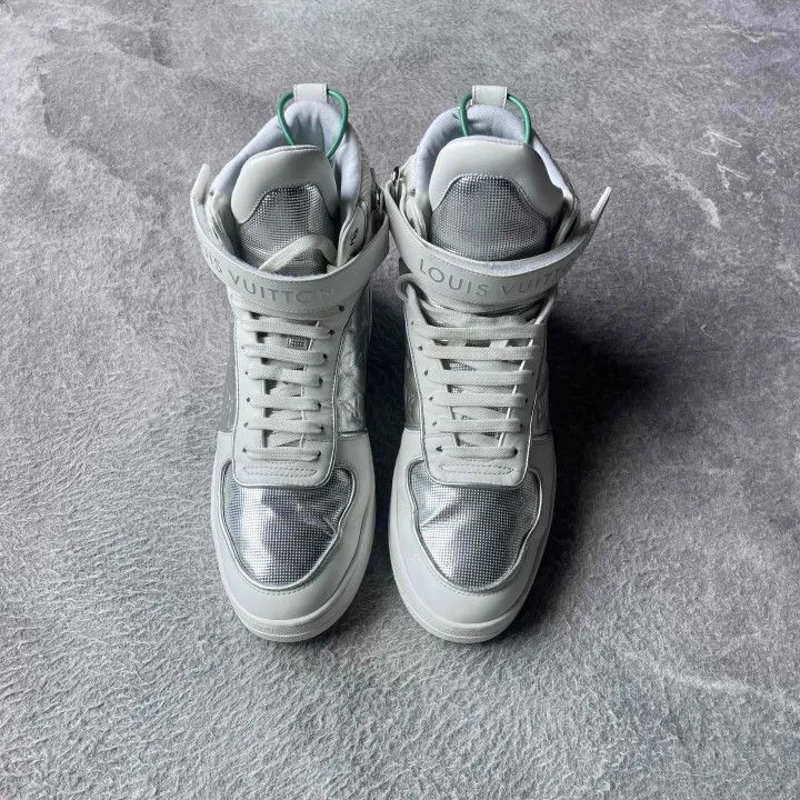 Louis Vuitton Louis Vuitton Boombox Casual Sneakers for Women 0079 Size US 7 / IT 37 - 2 Thumbnail