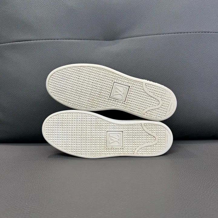 Louis Vuitton Louis Vuitton Frontrow Monogram Low-Top Sneakers 0079 Size US 6 / IT 36 - 4 Thumbnail