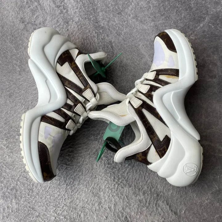 Louis Vuitton Louis Vuitton Archlight White Low-Top Sneakers 0079 Size US 6 / IT 36 - 8 Thumbnail