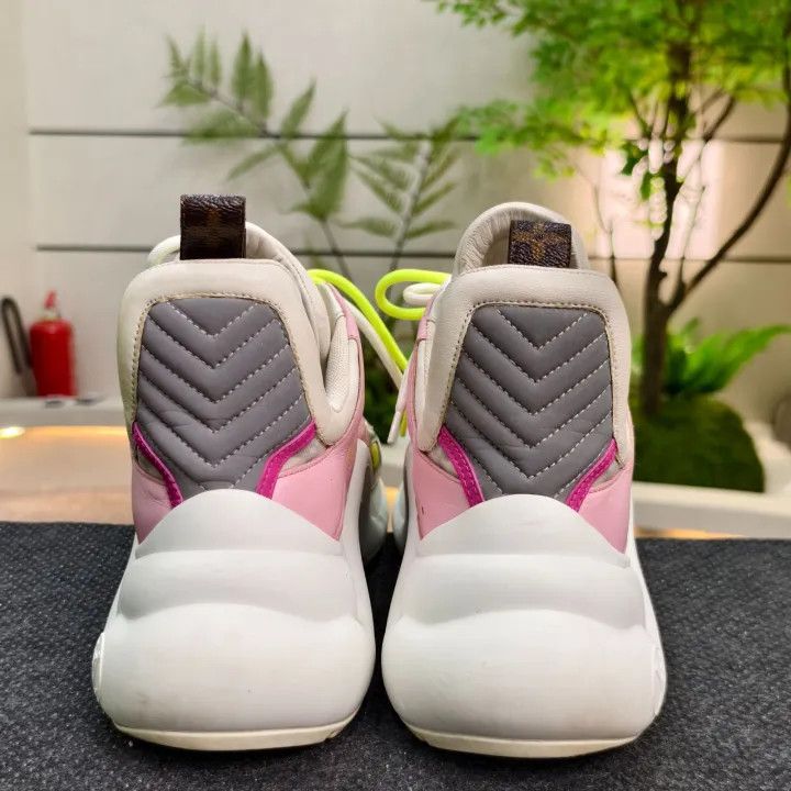 Louis Vuitton Louis Vuitton Archlight Casual Sneakers for Women 0079 Size US 7 / IT 37 - 3 Thumbnail