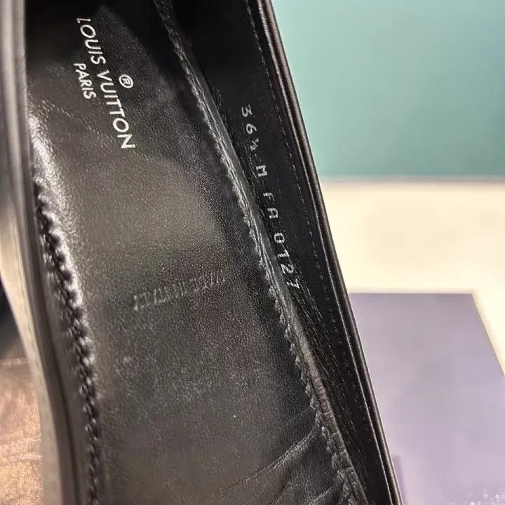 Louis Vuitton Louis Vuitton Classic Black Leather Loafers 0079 Size US 6 / IT 36 - 5 Thumbnail