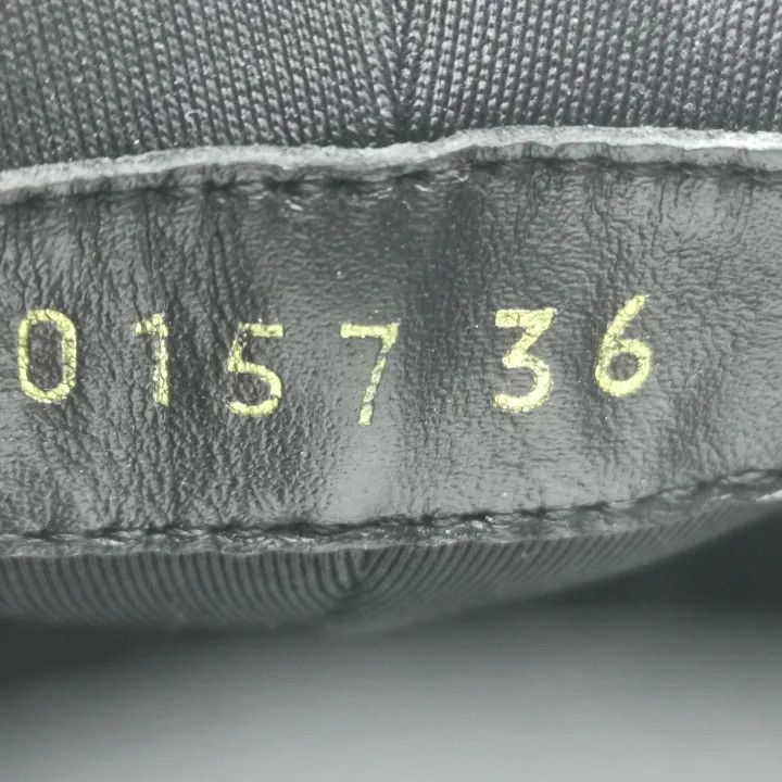 Louis Vuitton Louis Vuitton Black Casual Running Shoes for Women 0079 Size US 5 / IT 35 - 5 Thumbnail