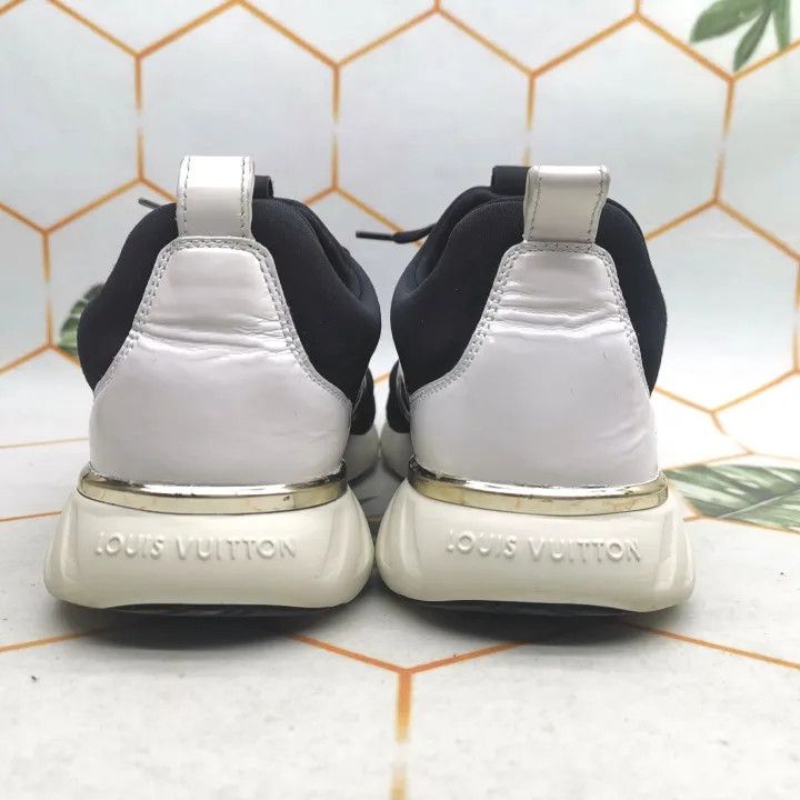 Louis Vuitton Louis Vuitton Black Casual Running Shoes for Women 0079 Size US 5 / IT 35 - 3 Thumbnail