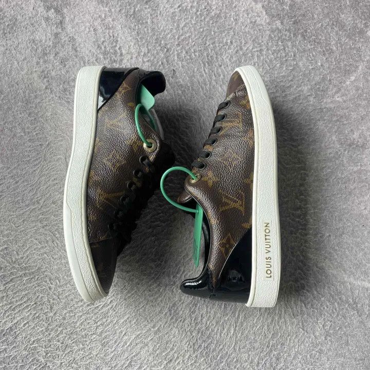 Louis Vuitton Louis Vuitton Frontrow Monogram Canvas Sneakers 0079 Size US 6 / IT 36 - 8 Thumbnail