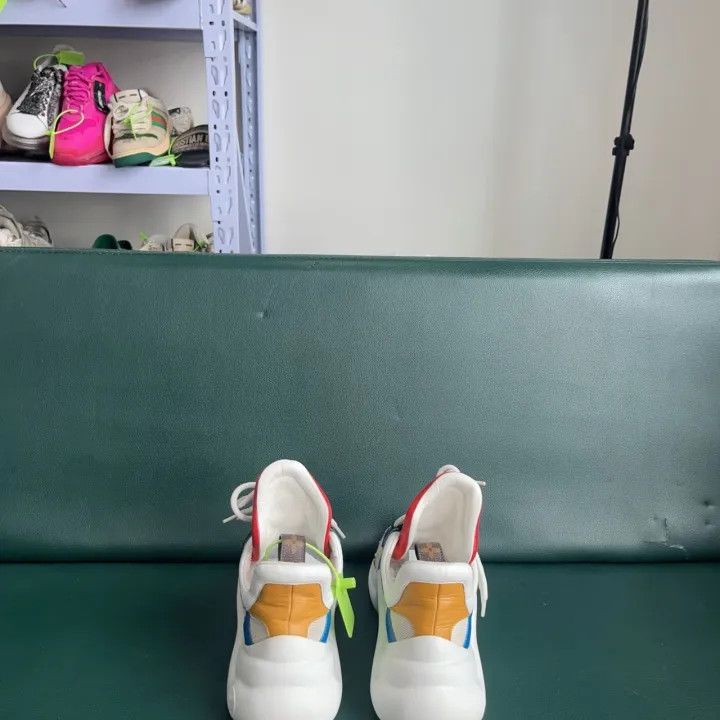 Louis Vuitton Louis Vuitton Archlight Low-Top Casual Sneakers for Women 0079 Size US 5 / IT 35 - 3 Thumbnail