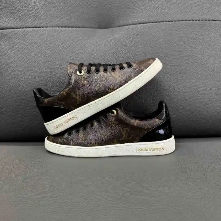 Louis Vuitton Louis Vuitton Frontrow Monogram Fashion Sneakers for Women 0079 Size US 6 / IT 36 - 5 Thumbnail