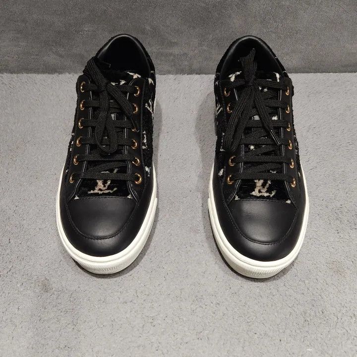 Louis Vuitton Louis Vuitton Stellar Fashion Sneakers in Black and White 0079 Size US 5 / IT 35 - 2 Thumbnail