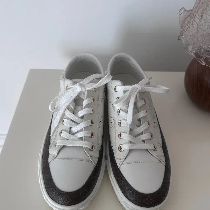 Louis Vuitton Louis Vuitton Stellar Soft Calfskin Low-top Sneakers 0079 Size US 6 / IT 36 - 2 Thumbnail