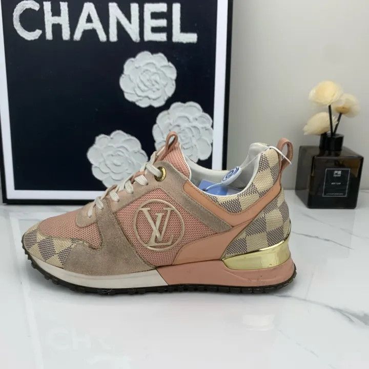 Louis Vuitton Louis Vuitton Run Away Pink Low-Top Sneakers 0079 Size US 5 / IT 35 - 6 Thumbnail