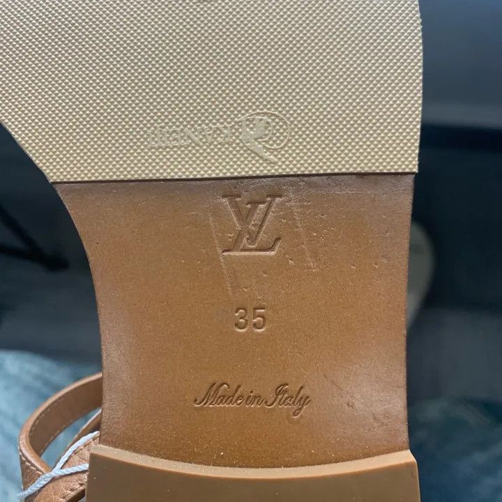 Louis Vuitton Louis Vuitton Brown Leather Casual Sandals for Women 0079 Size US 6 / IT 36 - 9 Thumbnail