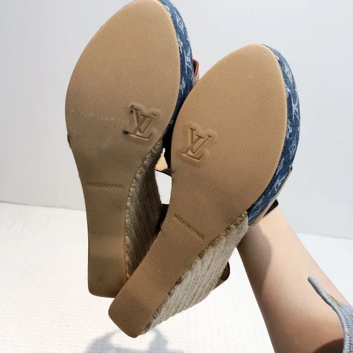 Louis Vuitton Louis Vuitton Classic Monogram Wedge Sandals 0079 Size US 8 / IT 38 - 4 Thumbnail