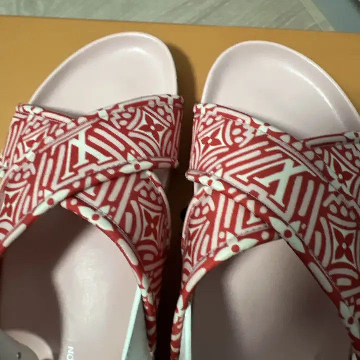 Louis Vuitton Louis Vuitton Bom Dia Crafty Flat Sandals 0079 Size US 6 / IT 36 - 7 Thumbnail