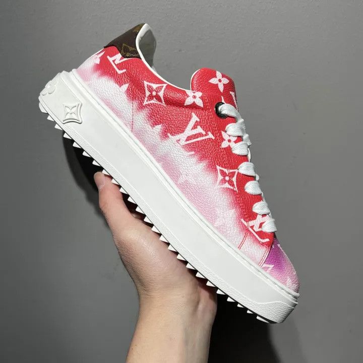 Louis Vuitton Louis Vuitton Red and White Casual Sneakers 0079 Size US 6 / IT 36 - 10 Thumbnail