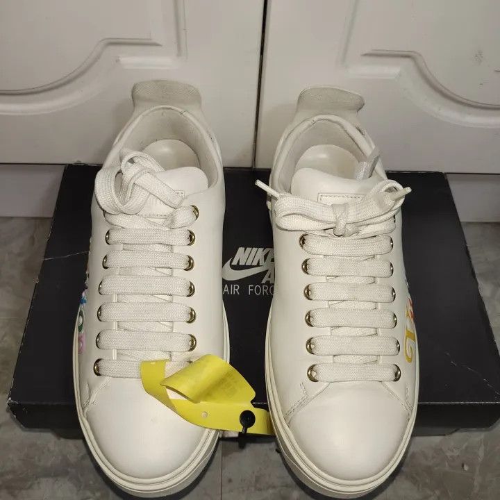 Louis Vuitton Louis Vuitton Time Out Rainbow Low-top Sneakers 0079 Size US 6 / IT 36 - 2 Thumbnail