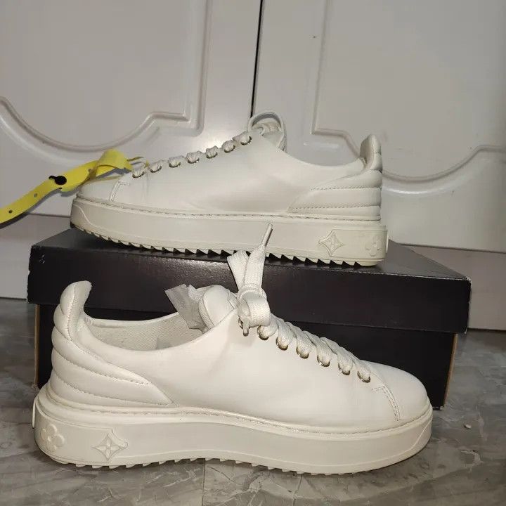 Louis Vuitton Louis Vuitton Time Out Rainbow Low-top Sneakers 0079 Size US 6 / IT 36 - 11 Thumbnail