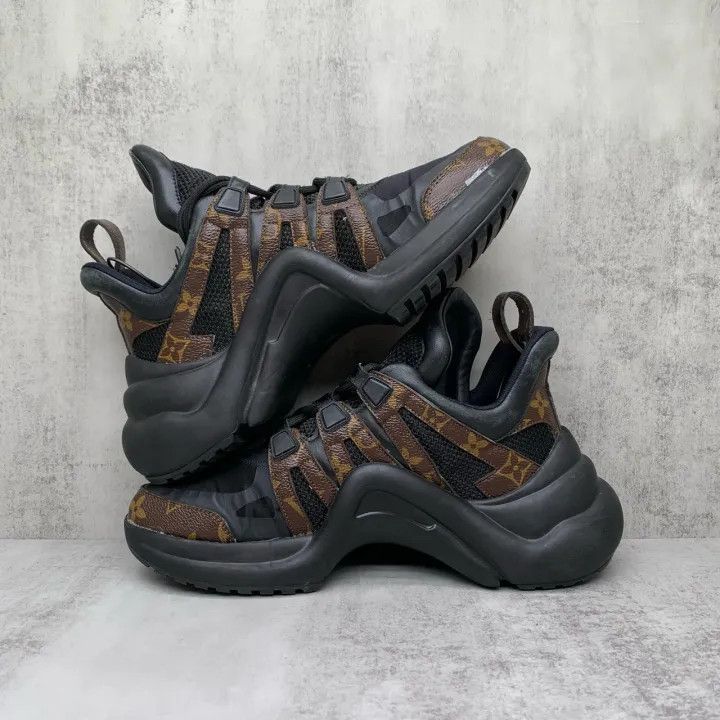 Louis Vuitton Louis Vuitton Archlight Black Sneakers for Women 0079 Size US 7 / IT 37 - 3 Thumbnail